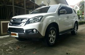 Sell 2015 Isuzu Mu-X in Quezon City