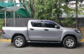 Selling Toyota Hilux 2016 in Quezon City
