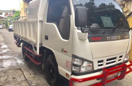 Isuzu Nhr 2016 for sale in Caloocan 