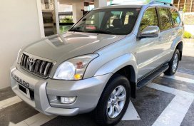 Selling Silver Toyota Prado 2005 in Pasig