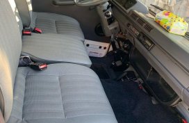 Sell White 2015 Mitsubishi L300 in Manila