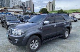 Black Toyota Fortuner 2008 for sale in Automatic