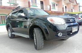 Selling Black Ford Everest 2014 in Rizal