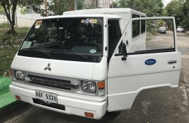 2017 Mitsubishi L300 FB DELUXE