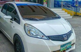 White Honda Jazz 2012 for sale in Manual