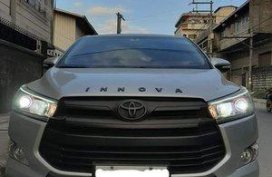 Selling Silver  Toyota Innova 2017 in Quezon City