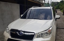 White Subaru Forester 2013 for sale in Automatic