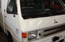 White Mitsubishi L300 2014 for sale in Quezon City