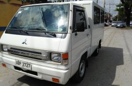 Sell White 2016 Mitsubishi L300 in Angeles