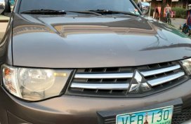 Selling Mitsubishi Strada 2012 in Bacoor