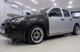 Sell 2017 Isuzu D-Max in Manila
