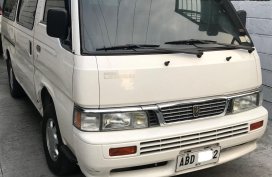 Selling White Nissan Urvan 2015 in Manila