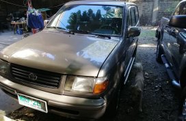 Sell Grey 2000 Toyota Revo in Antipolo