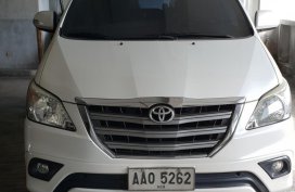 White Toyota Innova 2014 for sale in Manual