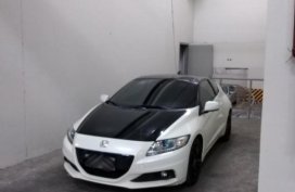 Selling White Honda Cr-Z 2014 in Manila