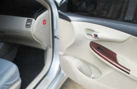 Blue Toyota Corolla altis 2014 for sale in Talisay