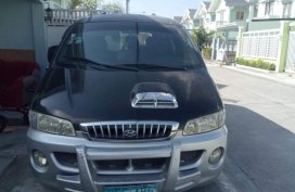 Selling Black Hyundai Accent 2004 in Mabalacat