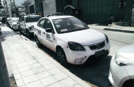 Kia Rio 2010 for sale in Makati 
