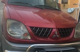 Red Mitsubishi Adventure 2006 for sale in Manual