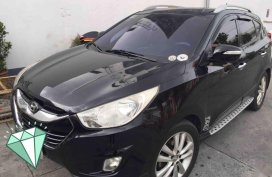 Selling Hyundai Tucson 2011 in Makati