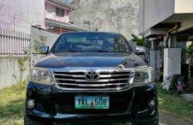 Black Toyota Hilux 2012 for sale in Manual