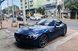 Selling Blue Bmw Z4 2014 at 22000 km