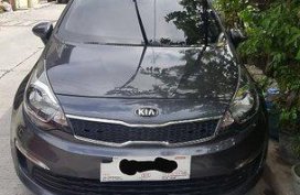 Grey Kia Rio 2016 at 24400 km for sale 
