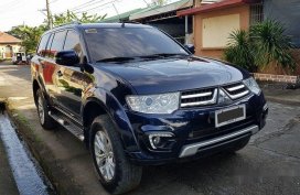 Sell Blue 2015 Mitsubishi Montero Sport at 55170 km