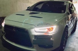 White Mitsubishi Lancer 2010 for sale in Automatic