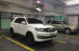 White Toyota Fortuner 2015 Automatic for sale 