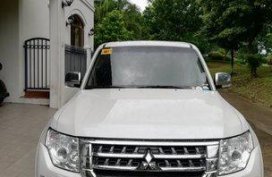 White Mitsubishi Pajero 2015 at 38000 km for sale 