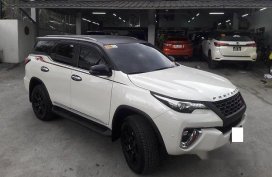 Selling White Toyota Fortuner 2016 Automatic Diesel 