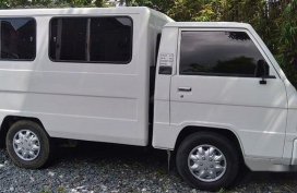 White Mitsubishi L300 2008 Manual for sale  