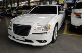 Selling White Chrysler 300c 2014 Automatic Gasoline 