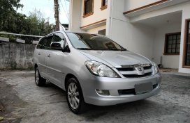 Selling Toyota Innova 2006 in Manila