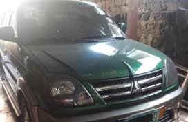 Green Mitsubishi Adventure 2010 for sale in Manual