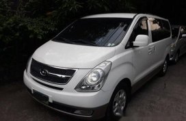White Hyundai Grand starex 2014 for sale in Manila