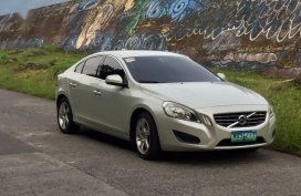 Sell Pearlwhite 2012 Volvo S60 in Makati