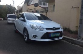 White Ford Focus 2013 for sale in Marikina