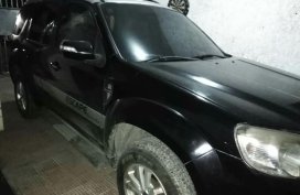 Selling Ford Escape 2011 in Dasmarinas