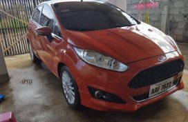 Selling Red Ford Fiesta 2014 Hatchback in Malaybalay