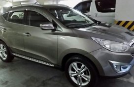 Golden Hyundai Tucson 2016 for sale in Robinsons Magnolia