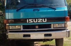 Selling Isuzu Forward 2010 in Inabanga