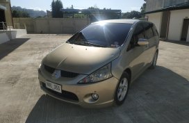 Mitsubishi Grandis 2010 for sale 