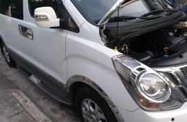 White Hyundai Starex 2013 for sale in Pasig