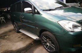 Selling Green Toyota Innova 2011 in Javier
