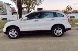 Sell Pearl White 2011 Honda Cr-V in Manila