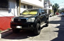 Black Toyota Hilux 2009 for sale in Manual