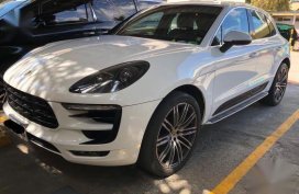White Porsche Macan 2016 for sale in Manila