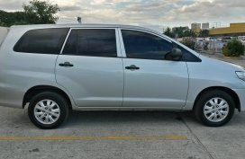 2015 Toyota INNOVA E in San fernando